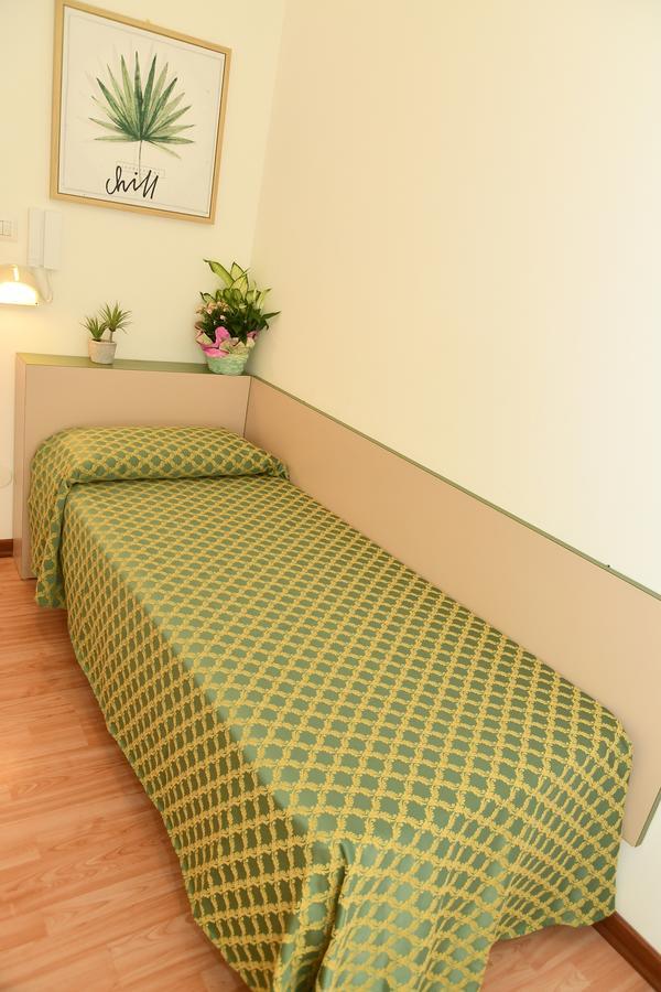 Albergo Leonarda Rimini Zewnętrze zdjęcie