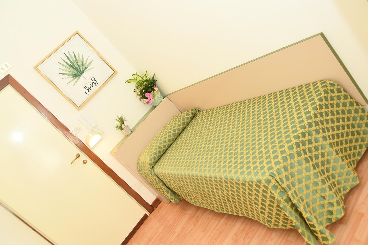 Albergo Leonarda Rimini Zewnętrze zdjęcie