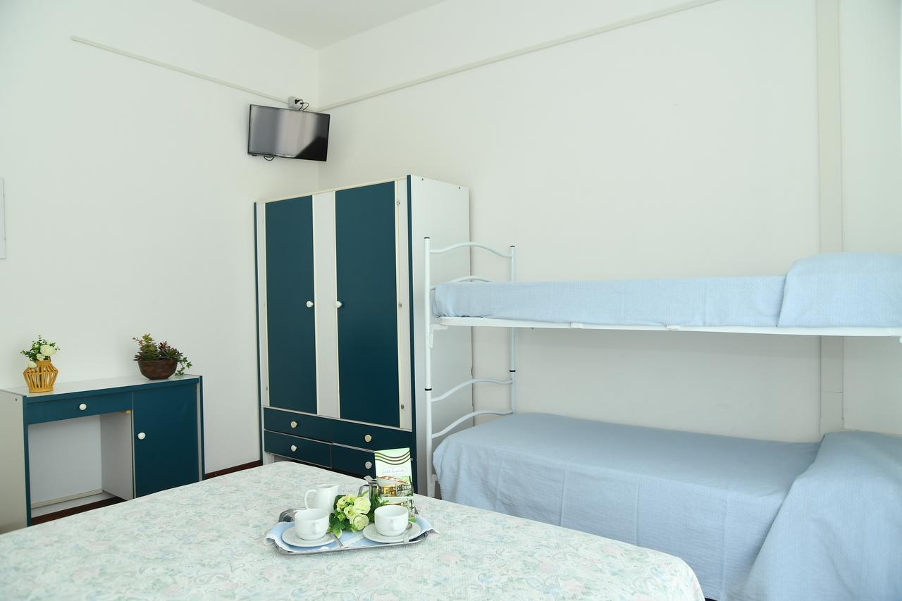 Albergo Leonarda Rimini Zewnętrze zdjęcie