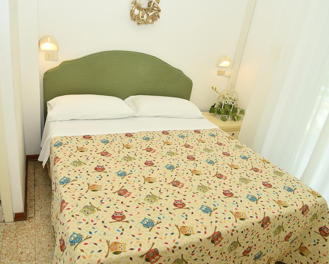 Albergo Leonarda Rimini Zewnętrze zdjęcie