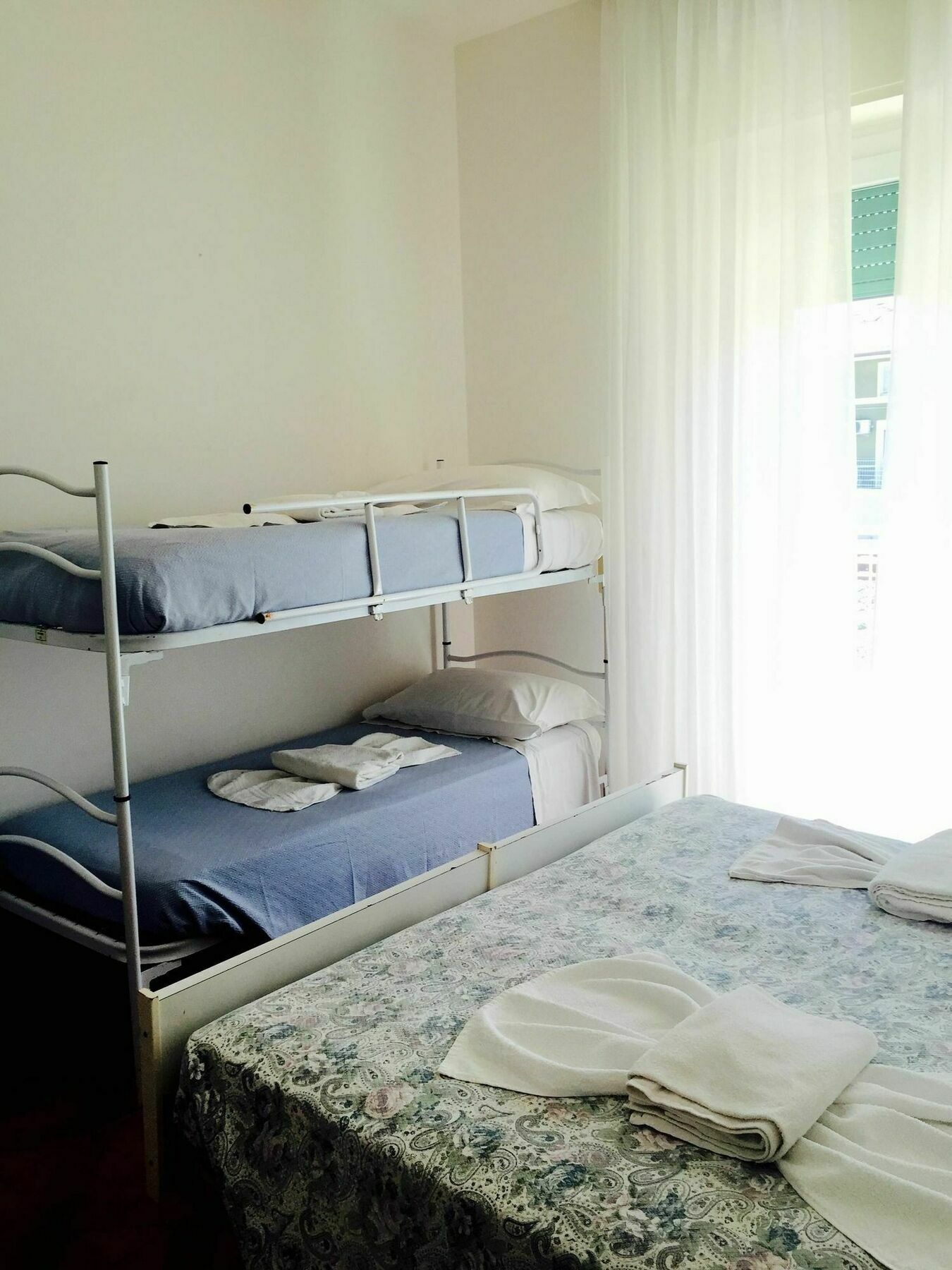 Albergo Leonarda Rimini Zewnętrze zdjęcie